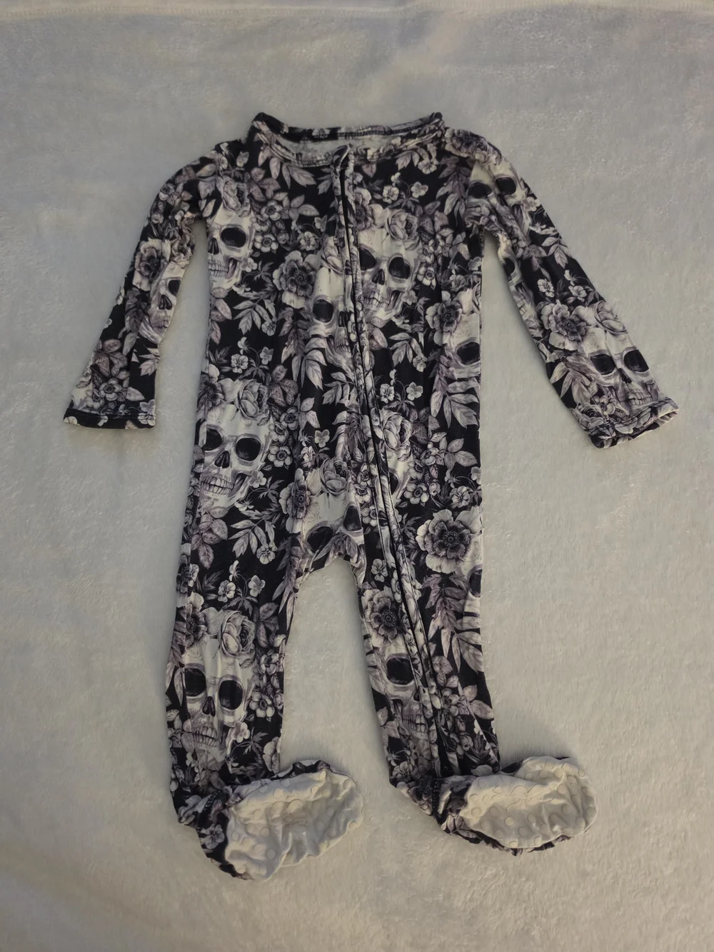 Bums & Roses Skulls & Roses Bamboo Zippy 9-12m
